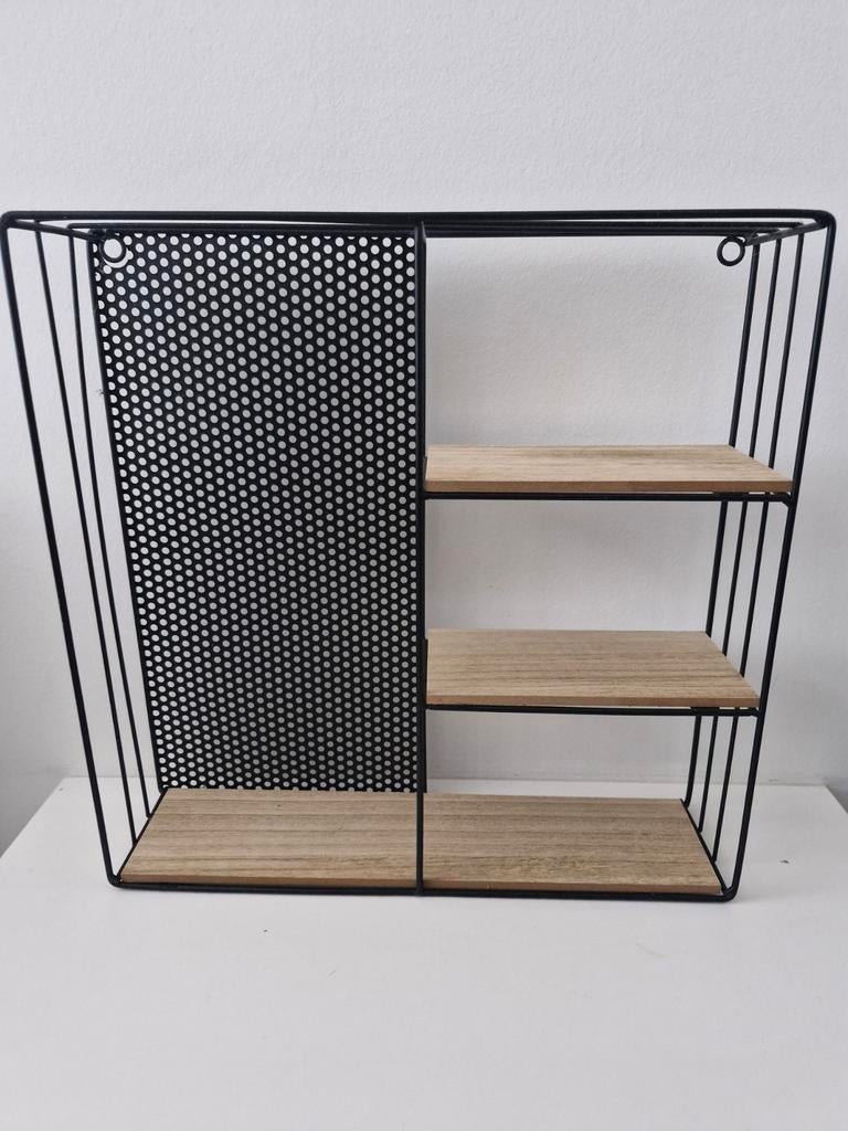 Zwart metalen wandrek met houten planken, Huis en Inrichting, Woonaccessoires | Wandplanken en Boekenplanken, Ophalen, Gebruikt