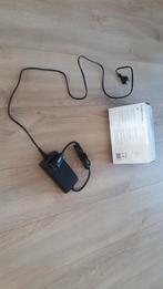 Bosch compact charger  battery 100-240V, Ophalen of Verzenden, Zo goed als nieuw