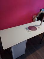 Te koop nageltafel met afzuigsysteem met dikke glasplaat., Ophalen of Verzenden, Gebruikt
