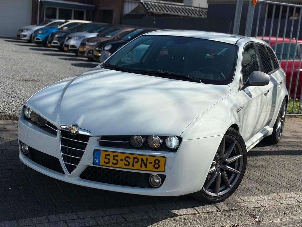 Alfa Romeo 159 Sportwagon 1.7 T TI Distinctive | Xenon | 19, Euro 5, Gebruikt, Zwart, Leder en Stof