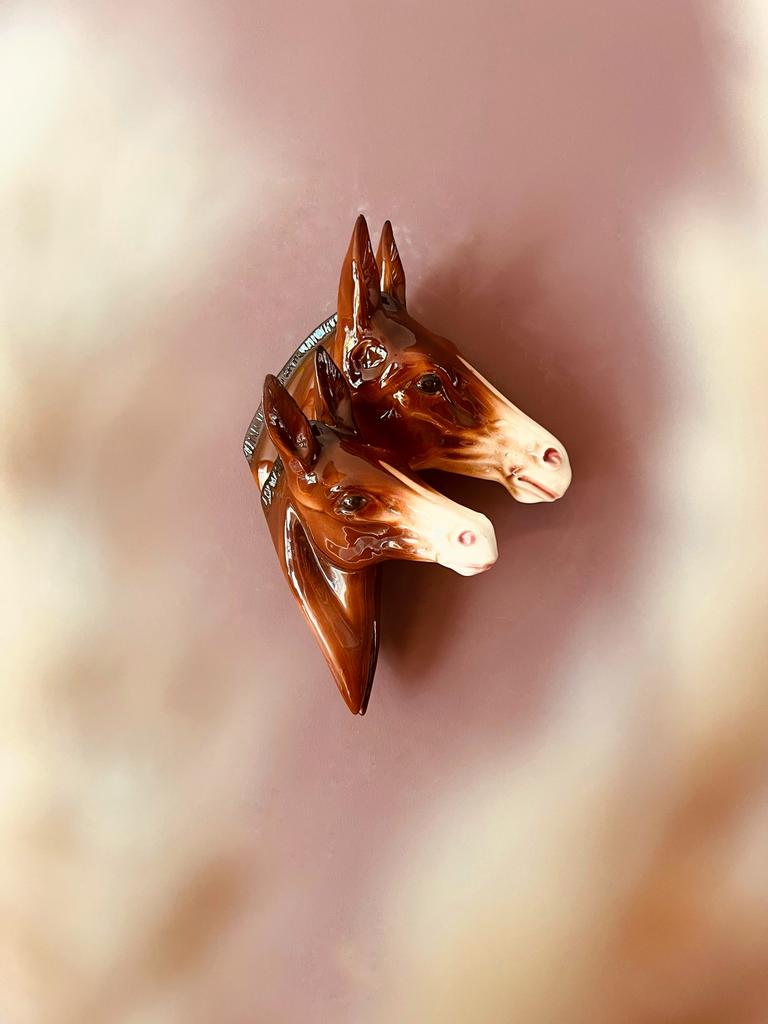 Jema Keramieken paardenhoofden decoratie, Huis en Inrichting, Woonaccessoires | Wanddecoraties, Zo goed als nieuw, Ophalen of Verzenden