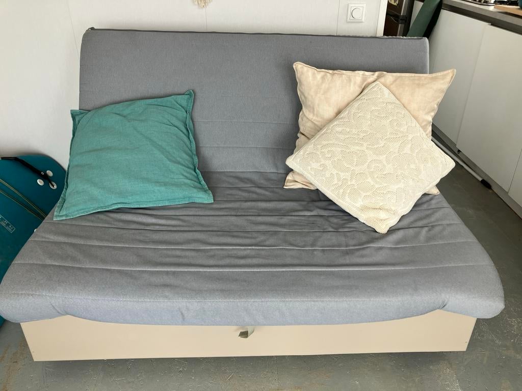 Grijze slaapbank 140 cm breed met opbergruimte, Ophalen, Gebruikt, Tweepersoons, 140 cm