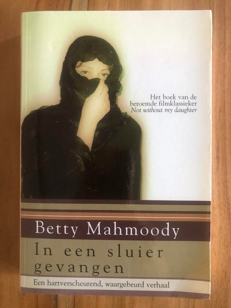 In een sluier gevangen, Ophalen of Verzenden, Zo goed als nieuw, Film, Tv en Media