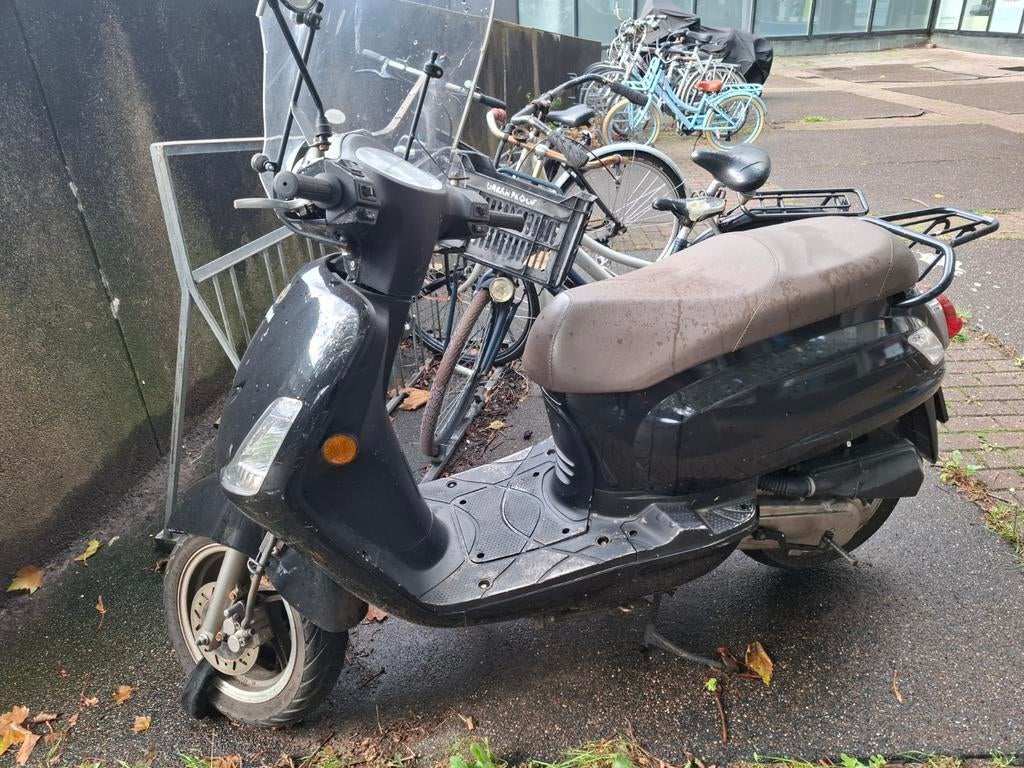 SYM scooter uit 2008 voor onderdelen, Fietsen en Brommers, Scooters | SYM, Ophalen of Verzenden