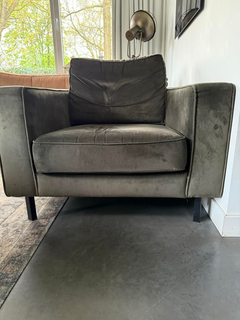 Rodeo Velvet Donkergroen Loveseat - Zo goed als nieuw, 75 tot 100 cm, Ophalen of Verzenden, Zo goed als nieuw, 100 tot 125 cm
