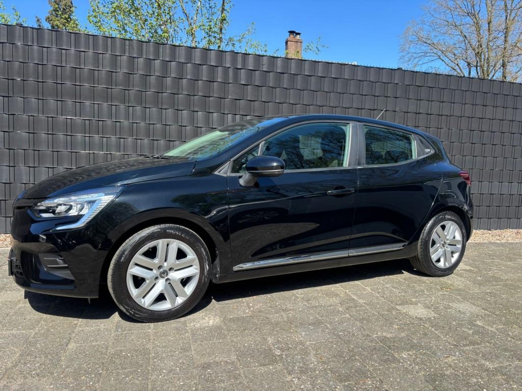 Renault CLIO 1.0 TCE **DAB//CARplay//Weinig kmters!**, Auto's, Voorwielaandrijving, 101 pk, Gebruikt, Huisgarantie