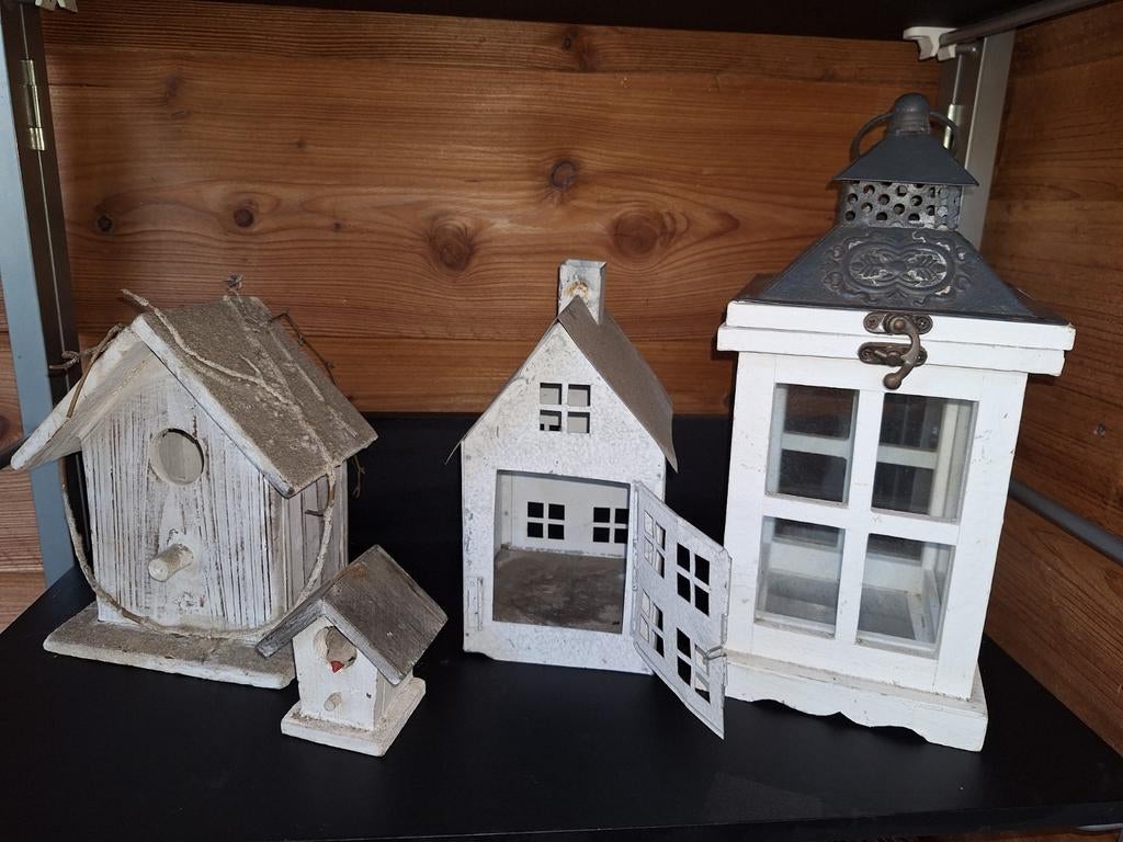 Decoratieve huisjes en lantaarn, Ophalen