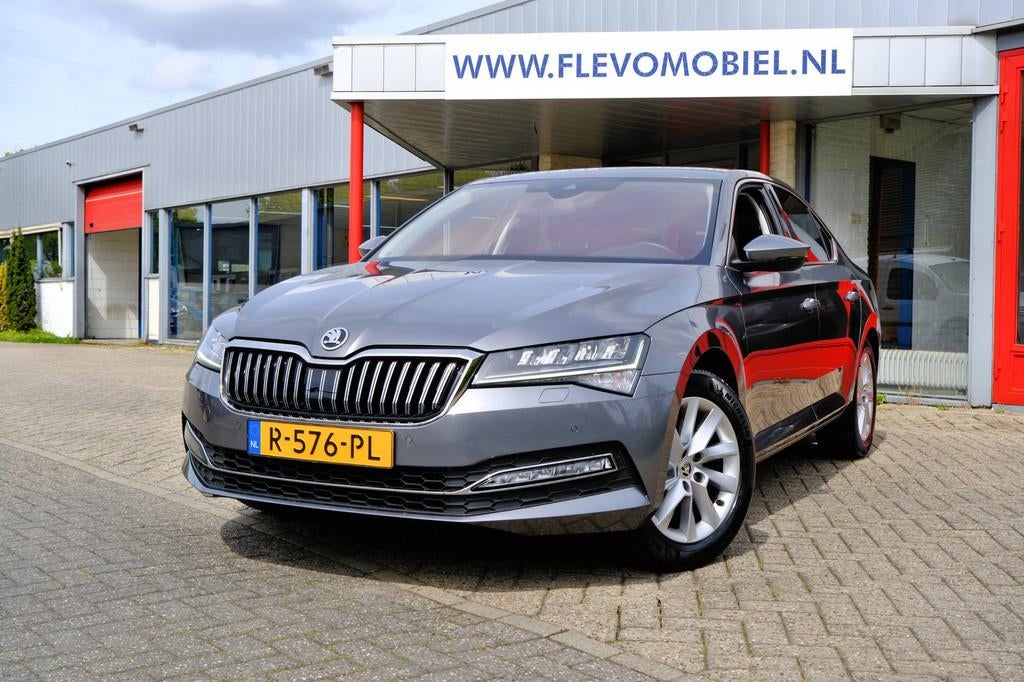 Skoda Superb 1.5 TSI ACT Business Edition Plus Navi|Half Led, Auto's, Voorwielaandrijving, Euro 6, 150 pk, Handgeschakeld