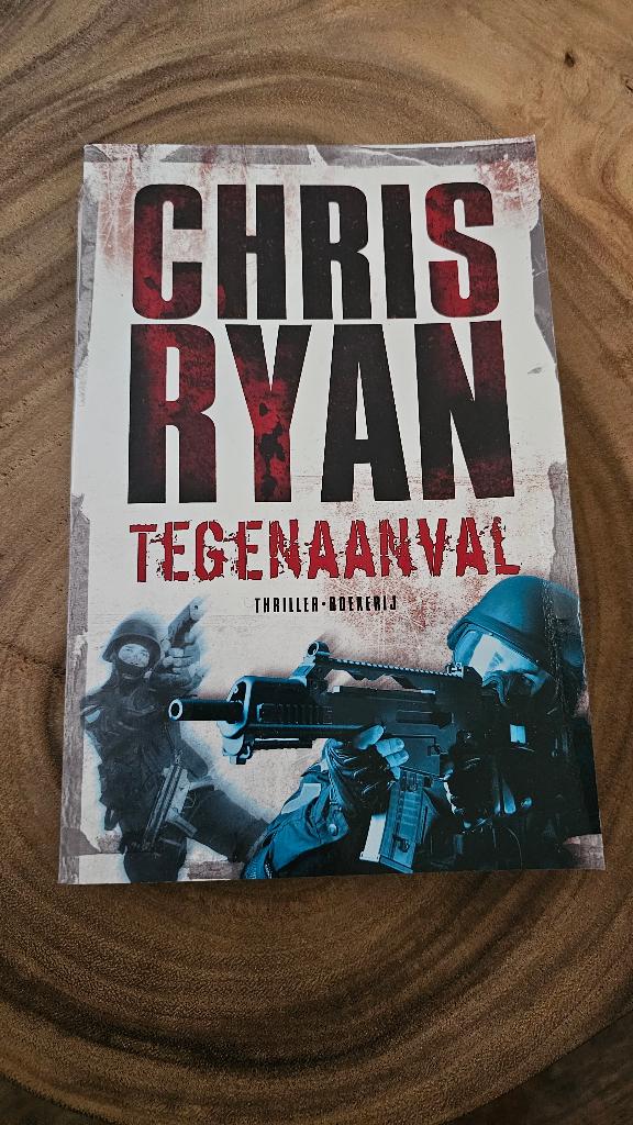 Chris Ryan - Tegenaanval, Boeken, Thrillers, Zo goed als nieuw, Nederland, Ophalen of Verzenden