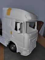DAF XG 4x2 truck op Tamiya chassis, Ophalen of Verzenden, Groter dan 1:32, Truck, Tamiya