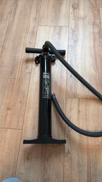 Outwell cyclone tent pomp met extra opzetstukken, Ophalen of Verzenden, Zo goed als nieuw