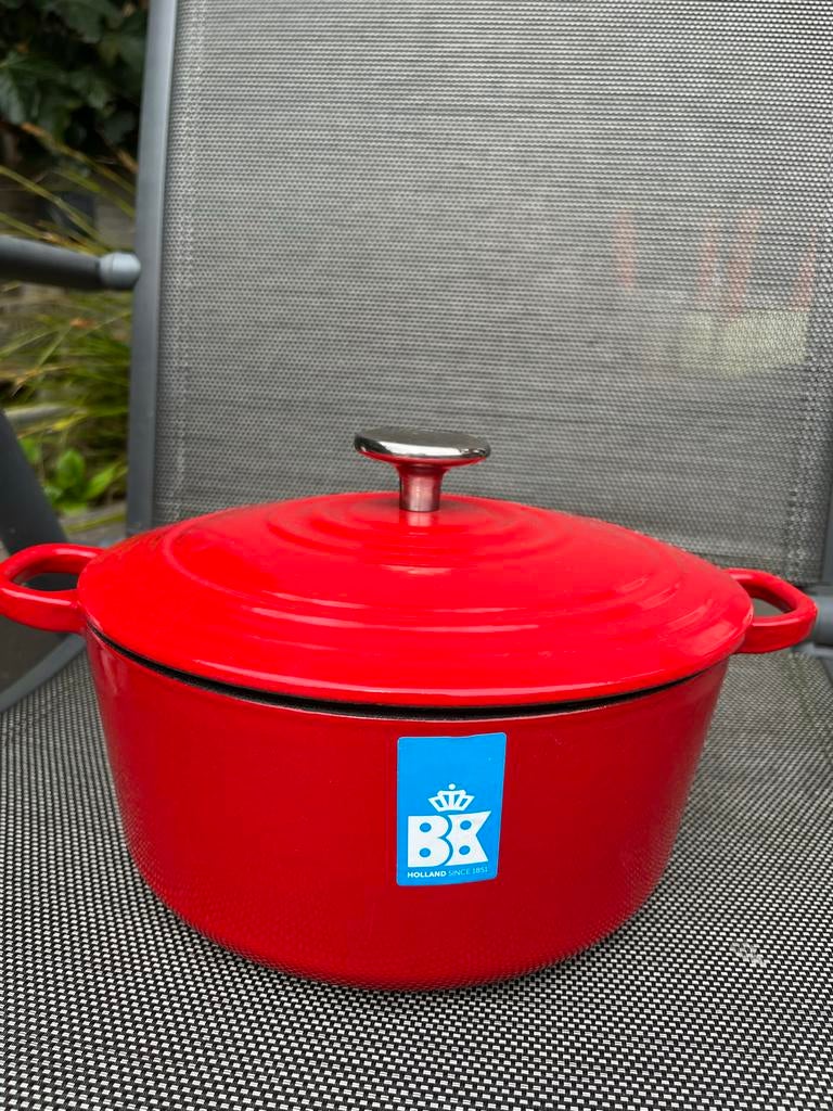 BK Iron Gietijzeren Braadpan 24 cm - Rood, Huis en Inrichting, Keuken | Potten en Pannen, Ophalen, Zo goed als nieuw, Koekenpan of Braadpan