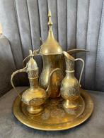 Oosterse messing koffieset / dallah set met dienblad, Ophalen of Verzenden, Koper