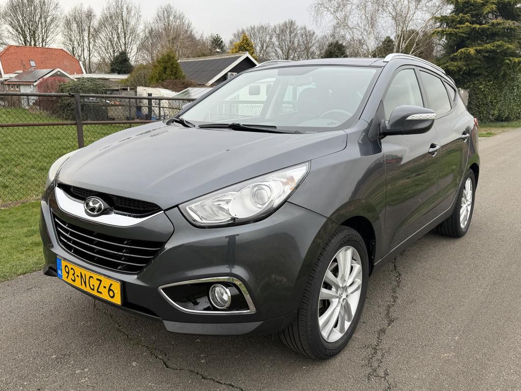 Hyundai ix35 2.0i i-Catcher NAVI/ECC/CRUISE/PANODAK/NL-AUTO, Gebruikt, Zwart, 4 cilinders, 165 pk