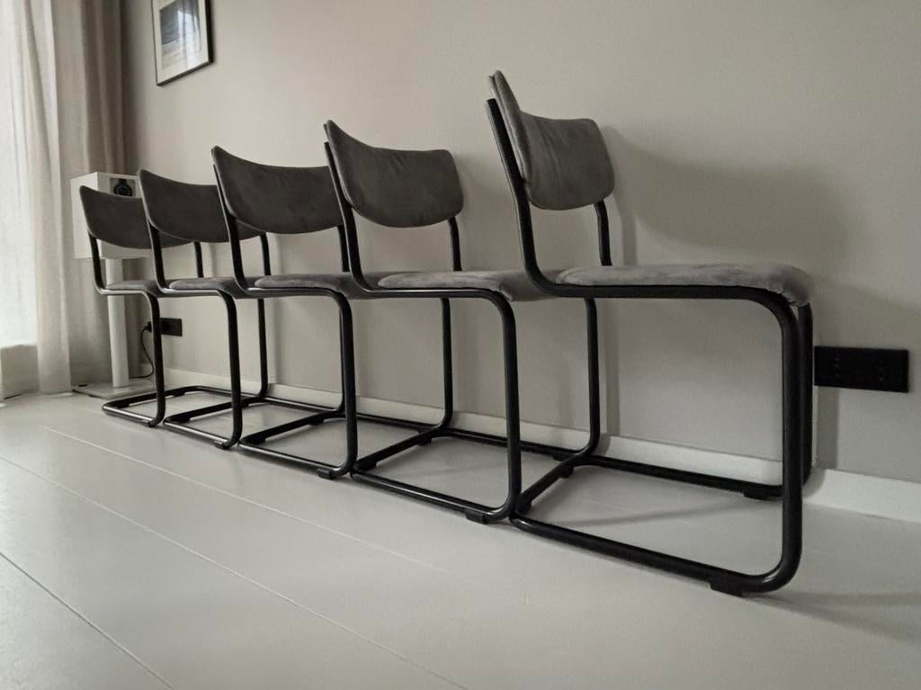Eetkamer stoelen Dykmeyer zgan, Huis en Inrichting, Ophalen, Zo goed als nieuw, Zwart, Stof