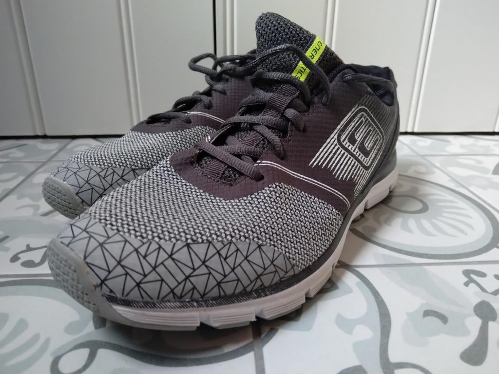 Energetics hardloop  gym  trainings schoenen maat 45., Sport en Fitness, Loopsport en Atletiek, Overige merken, Hardloopschoenen
