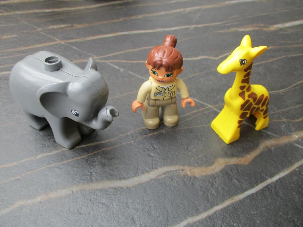 Lego Duplo set dierentuin : olifant + giraffe + poppetje, Ophalen of Verzenden, Zo goed als nieuw, Complete set, Duplo