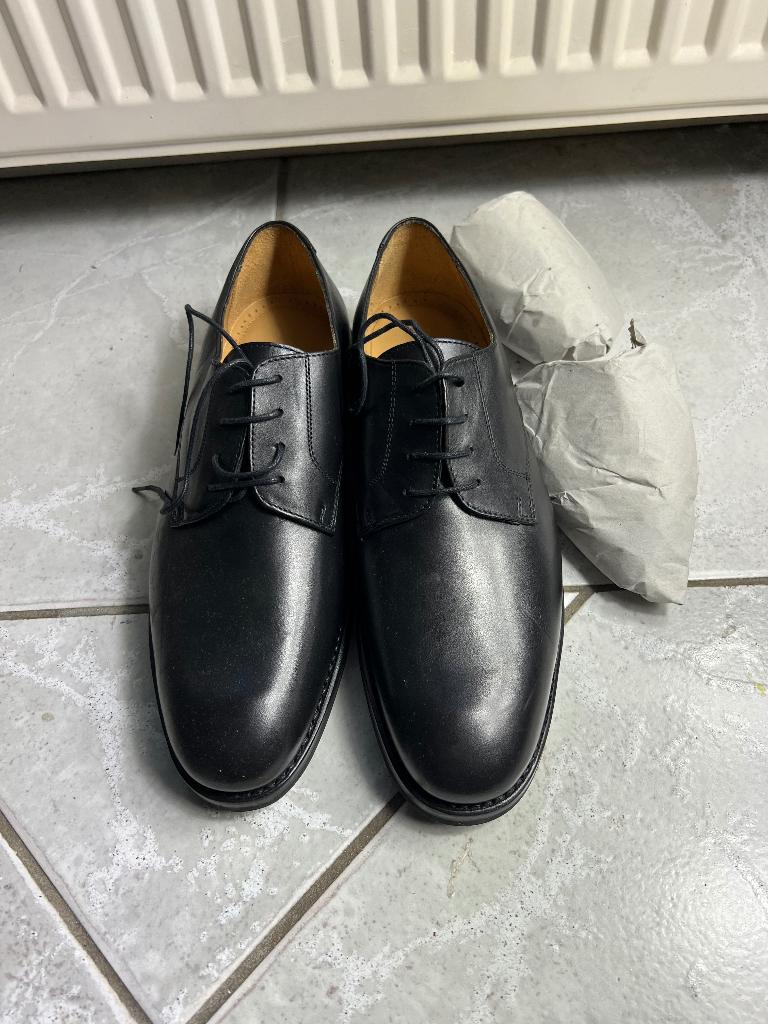Nieuw paar veterschoenen van Defensie maat 9M. 43, Kleding | Heren, Schoenen, Zwart, Defensie, Nieuw, Ophalen of Verzenden