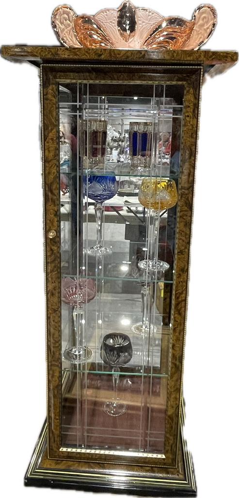 Vintage Italiaans design display kast. Geslepen glas, Ophalen, Glas, 100 tot 150 cm, 50 tot 100 cm