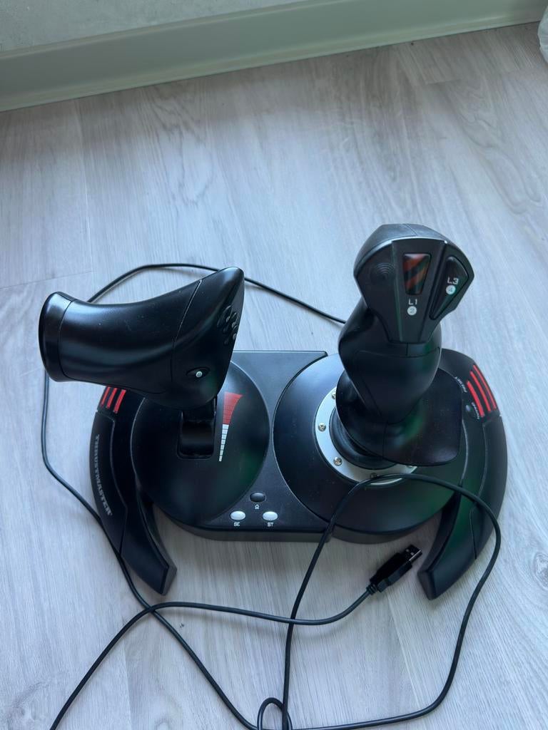 Thrustmaster HOTAS Flight Stick, Computers en Software, Joysticks, Zo goed als nieuw, Ophalen of Verzenden