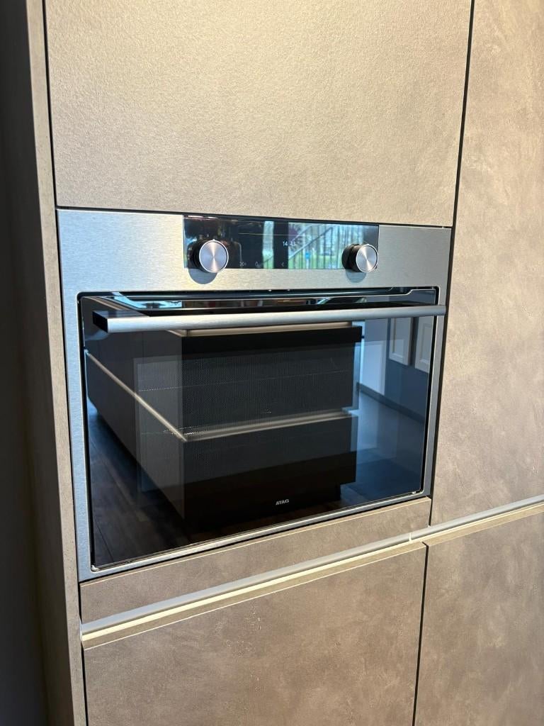 Showroommodellen: ATAG Oven en ATAG Combi-magnetron, Nieuw, Inbouw, Draaiplateau, Ophalen