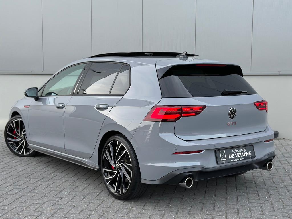 Volkswagen Golf 2.0 TSI GTI HUD IQ-Light 19" Pano, Auto's, Volkswagen, Stof, Gebruikt, Zwart, 4 cilinders