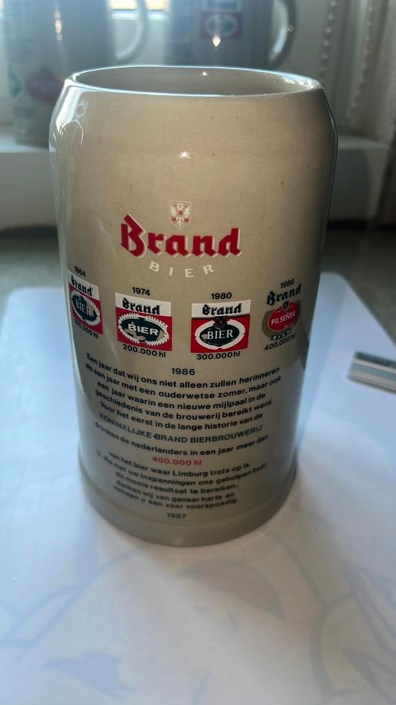 Brand bierpull, Ophalen, Zo goed als nieuw, Glas of Glazen, Brand