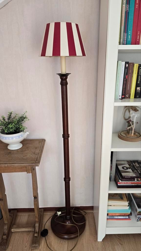 Vintage houten staande lamp met gestreepte kap, Ophalen, Gebruikt, Vintage, Klassiek, Stof