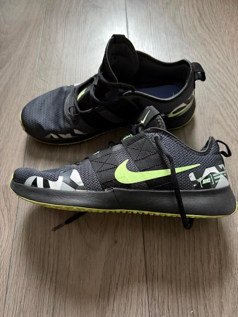 Nike Sportschoenen - Zwart/Neon Groen, Kleding | Heren, Schoenen, Ophalen of Verzenden, Gedragen, Zwart, Sneakers of Gympen