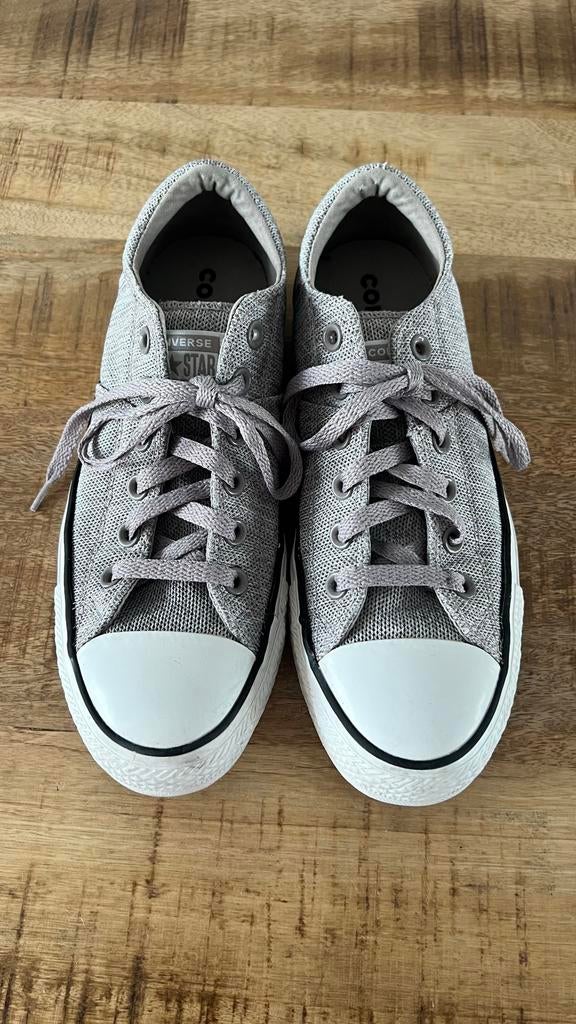 Grijze Converse All Stars Sneakers - Unisex - Maat 40, Kleding | Dames, Schoenen, Ophalen of Verzenden, Sneakers of Gympen, Grijs