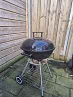 Zwarte houtskool barbecue met deksel en wielen, Ophalen, Gebruikt