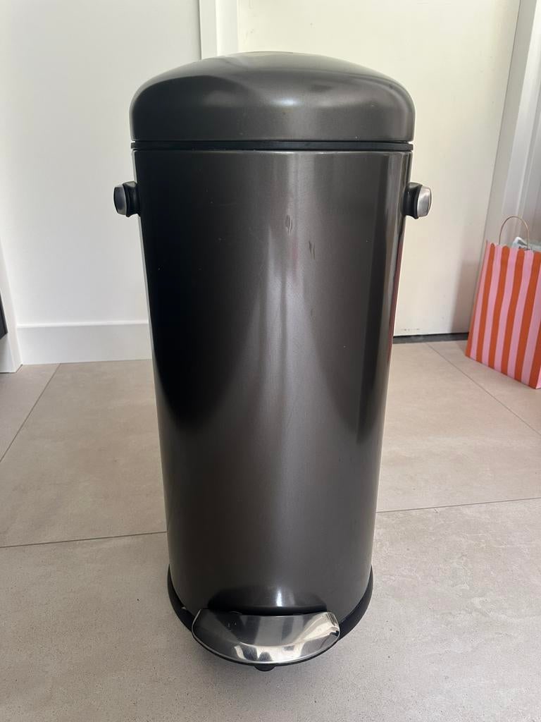 Prullenbak, Ophalen, Gebruikt, Met pedaal, 50 tot 75 cm