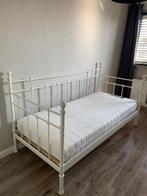 1-persoons bed 90x200 cm - wit metalen bedframe + matras, 90 cm, Eenpersoons, Wit, Ophalen of Verzenden