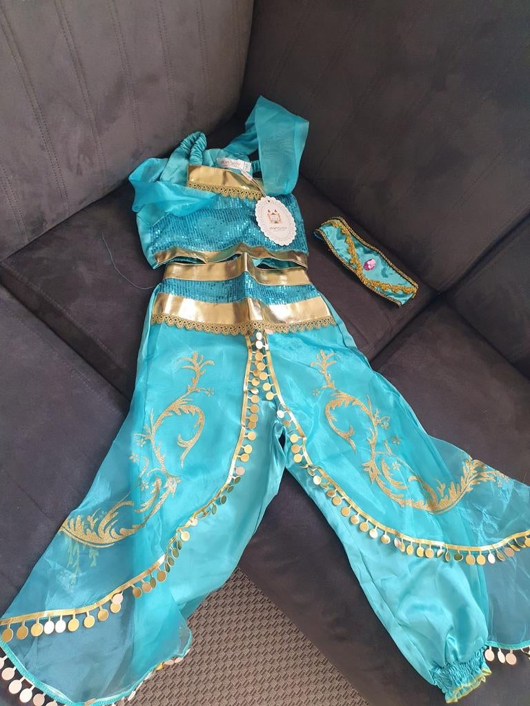 Disney kostuum: Jasmin en Viana (maat 140 en 110), Ophalen, Zo goed als nieuw, 110 t/m 116, Meisje