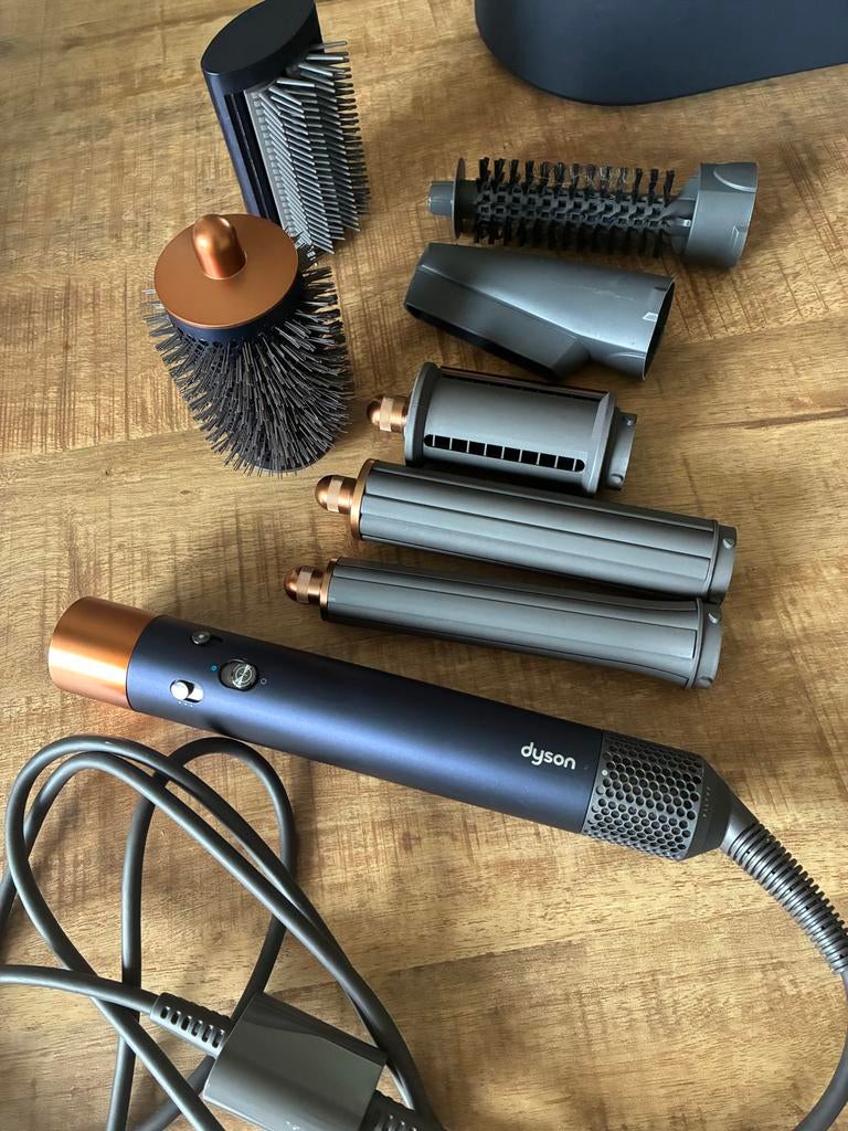 Dyson Airwrap nieuw in doos, Ophalen, Gebruikt, Haarverzorging