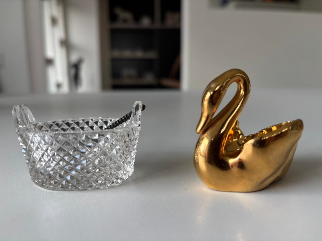 Twee oude zoutvaatjes met een lepeltje, Antiek en Kunst, Ophalen of Verzenden