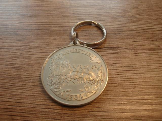 oude sleutel hanger christmas 1984, Verzamelen, Sleutelhangers, Zo goed als nieuw, Overige typen, Ophalen of Verzenden