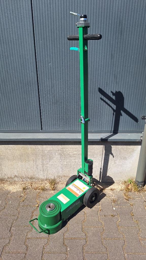 Jungwille 80T Garagekrik Vrachtwagenkrik 80 Ton Krik NIEUW, Ophalen, ., Nieuw, .