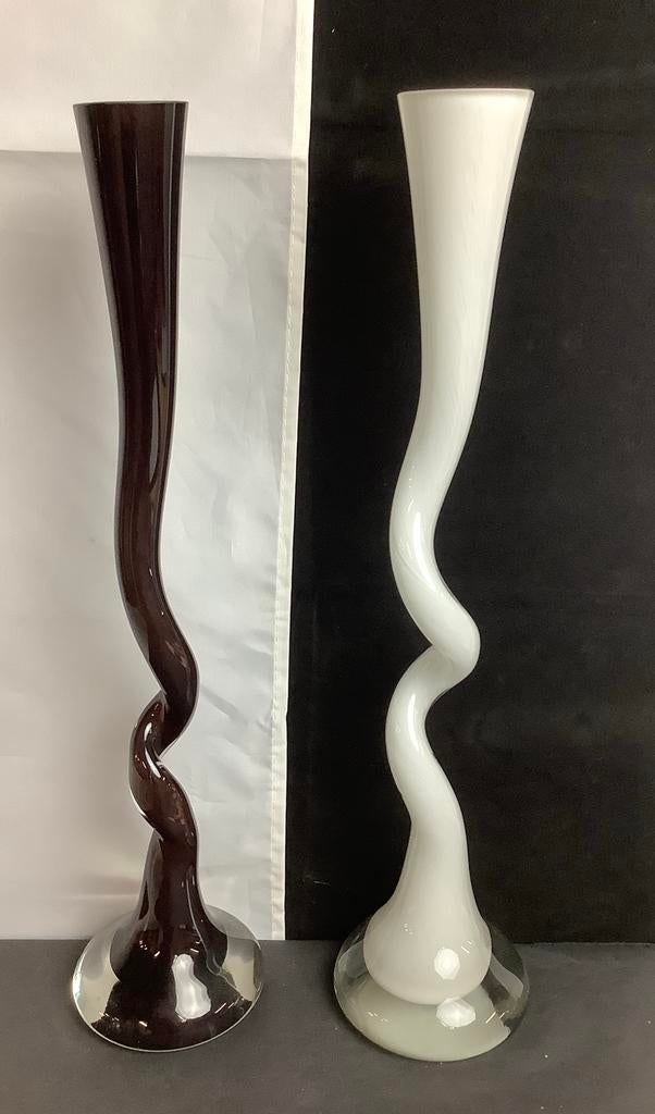 BRITT BONNESEN - NORMANN COPENHAGEN SWING VAZEN, Ophalen of Verzenden, Zo goed als nieuw, Wit, Minder dan 50 cm