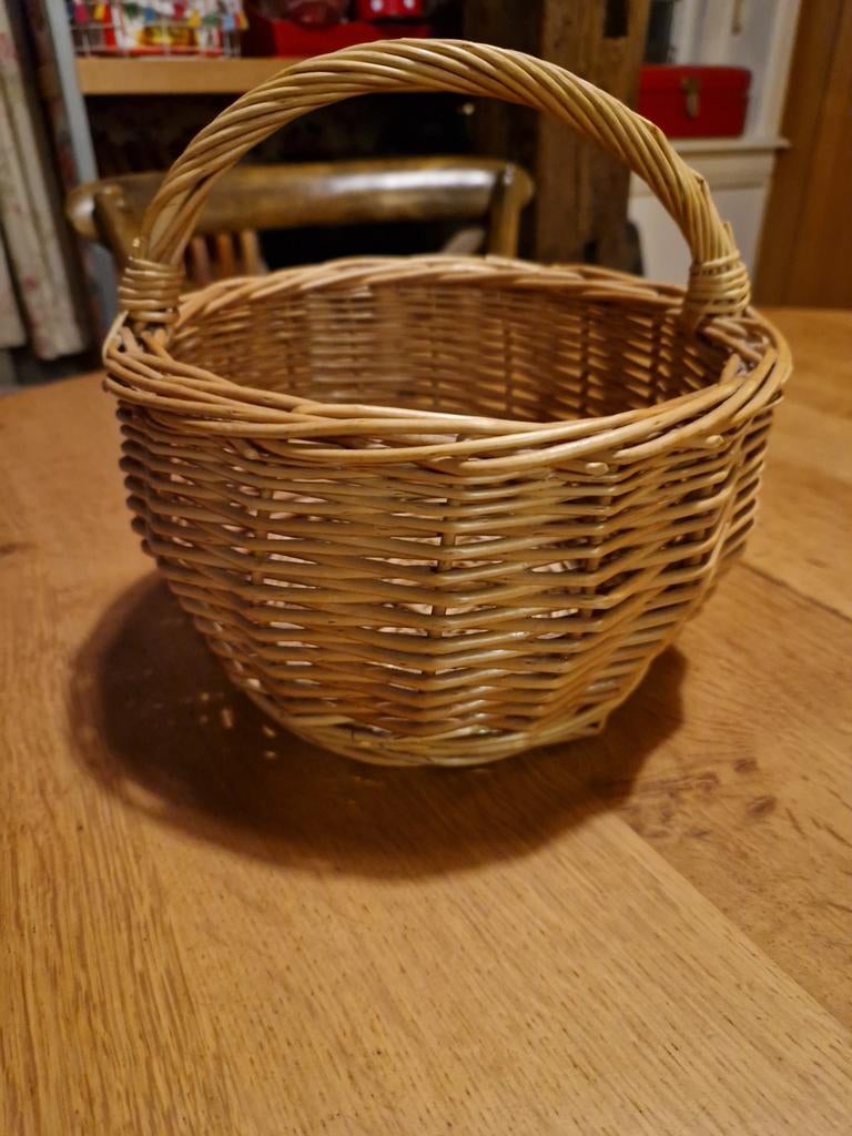 LIEF MINI MANDJE, Ophalen of Verzenden, Rond, Riet, Mand