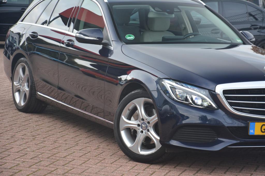 Mercedes-Benz C-Klasse Estate 250 CDI Edition 1 | Navigatie, Auto's, Achterwielaandrijving, Euro 6, 4 cilinders, Blauw