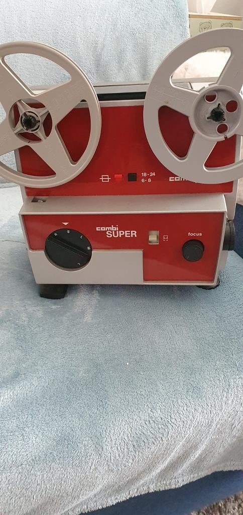 Combi Super 8 projector met Hama Telescreen Video, Ophalen, Zo goed als nieuw