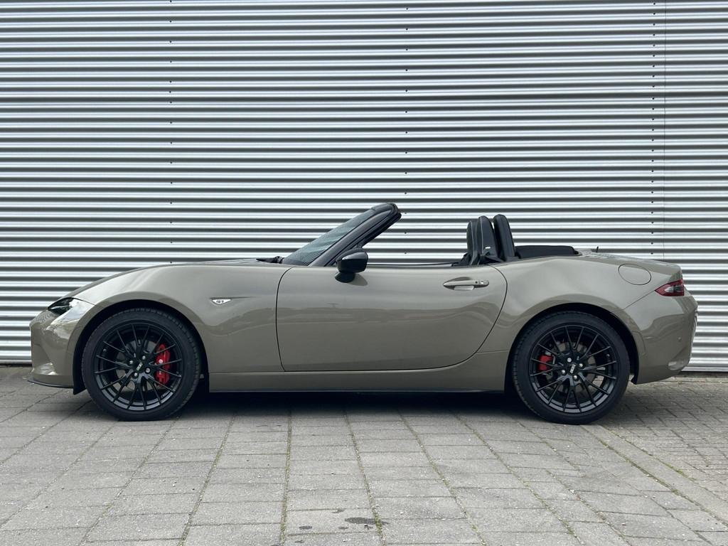 Mazda MX-5 2.0 SkyActiv-G 184 Homura | Uniek | Lage KM Stand, Auto's, Mazda, 1998 cc, Achterwielaandrijving, Euro 6, Cabriolet