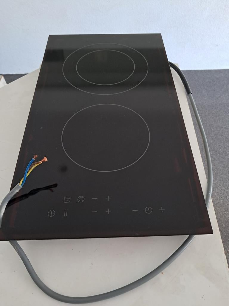 Nieuwe IKEA elektrische 2-pits kookplaat, Witgoed en Apparatuur, Kookplaten, Ophalen, Nieuw, 3 kookzones of minder, Inbouw
