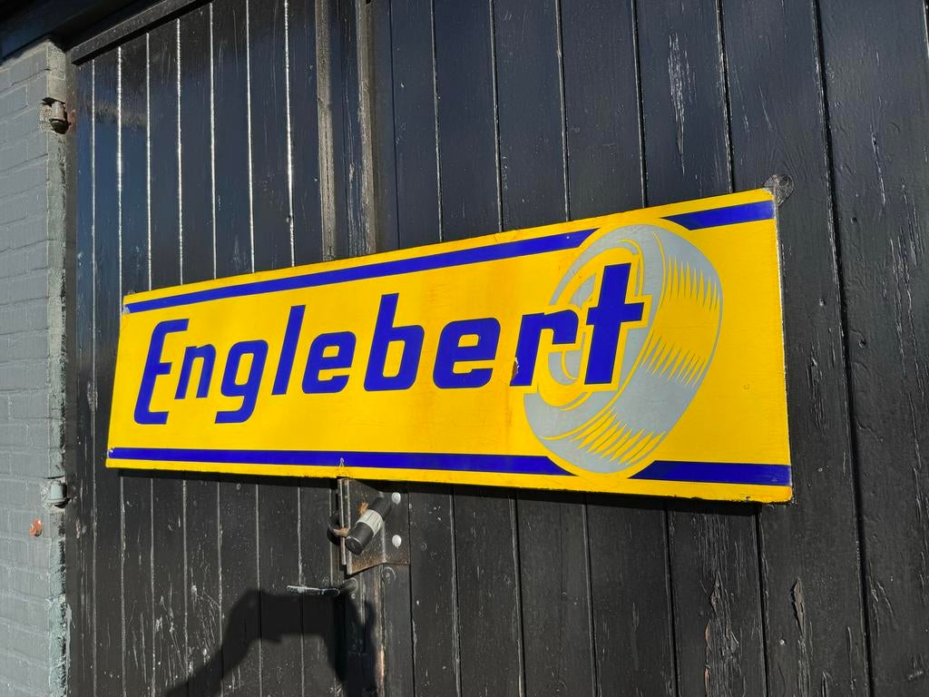 Englebert banden emaille reclamebord, Ophalen
