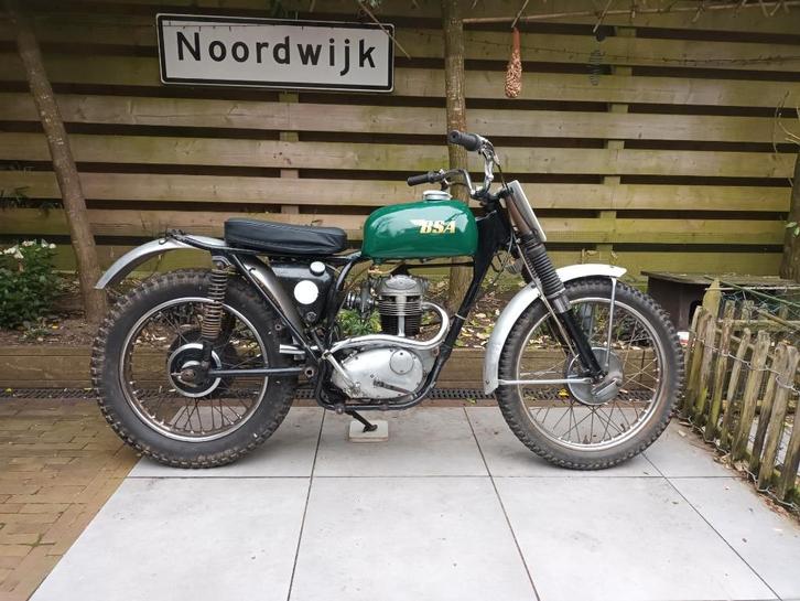 Bsa C15 scrambler project voor onderdelen of voor opmaak, Motoren, Onderdelen | Oldtimers, Gebruikt, Ophalen