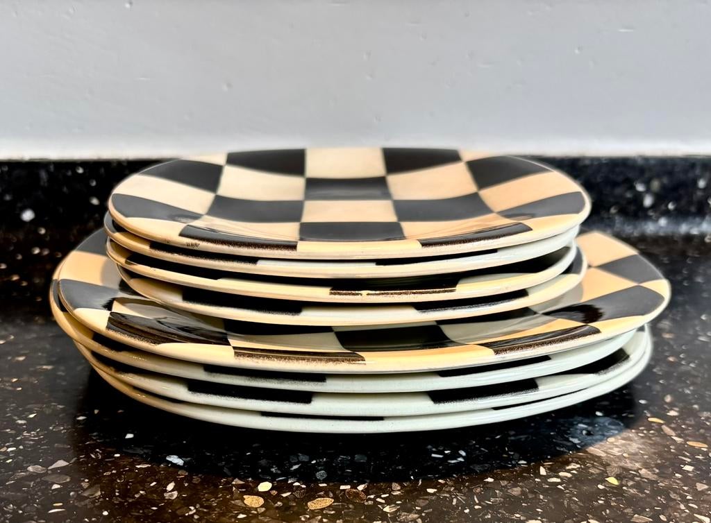 8 Boch Belgium taartbordjes geblokt, Verzenden, Zo goed als nieuw, Bord(en), Overige stijlen