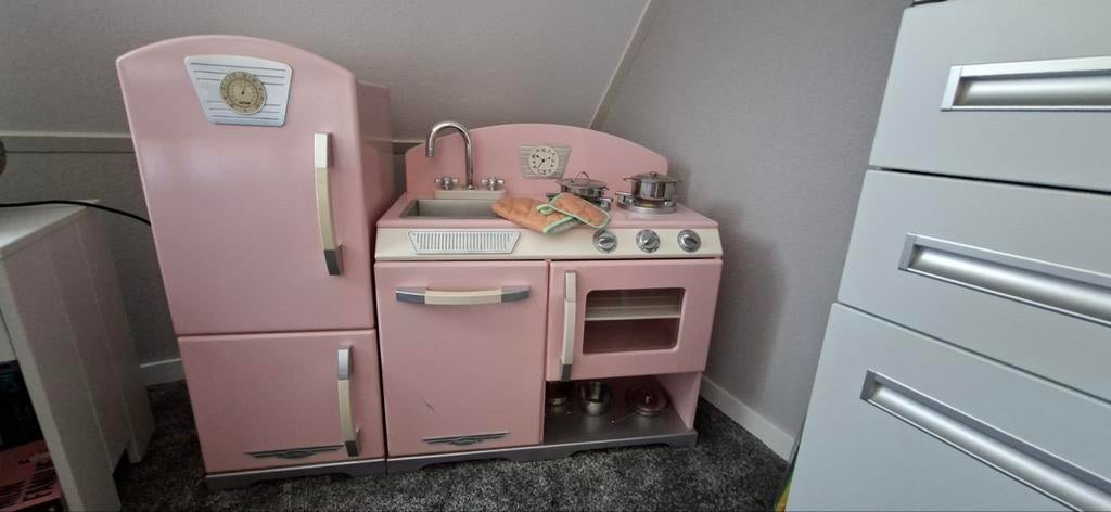 Roze speelkeuken met koelkast en accessoires, Ophalen, Gebruikt, Hout, Speelkeuken