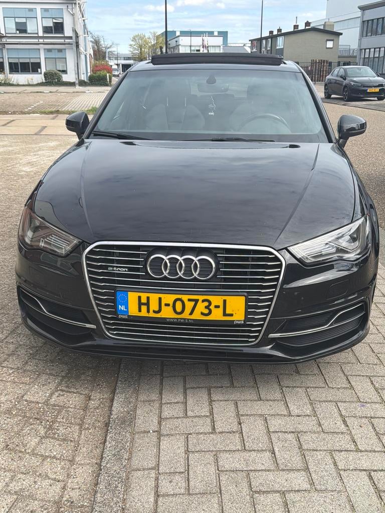 Audi A3 1.4 Tfsi 204pk E-tron Phev S Tronic 2015 Zwart, Auto's, 4 cilinders, Zwart, 1395 cc, Hybride Elektrisch/Benzine