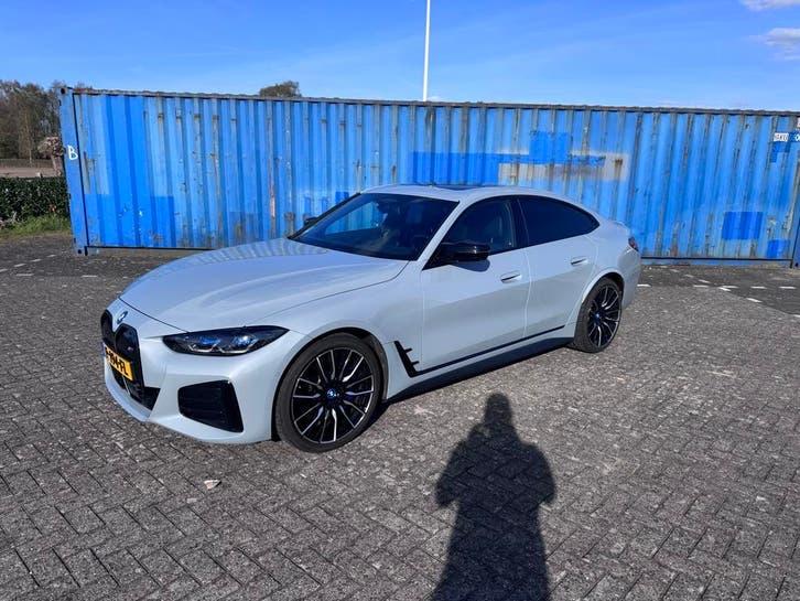 BMW i4 M50 544pk, Zwart, 110 €/maand, Leder, Elektrisch